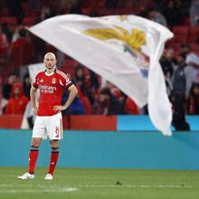 <![CDATA[ Antigo treinador de Aursnes confessa o que disse ao médio: «Vens treinar quando quiseres» ]]>