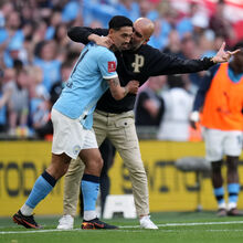 <![CDATA[ Jogador do Man. City revela motivo da saída de Guardiola e atira: «Entendo-o...» ]]>