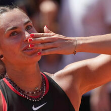 <![CDATA[ Aryna Sabalenka avança para os oitavos de final sem ceder sets ]]>