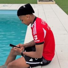 <![CDATA[ Saviolo com a camisola do Benfica? A imagem que agita as redes sociais ]]>