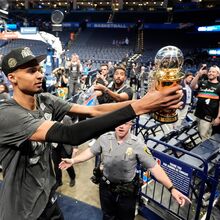 <![CDATA[ San Antonio Spurs vencem os Thunder e estão na final da NBA ]]>