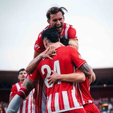 <![CDATA[ Almería garante playoff de subida à La Liga com Simão Coutinho nas bancadas ]]>