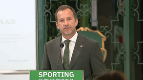Frederico Varandas durante a cerimónia de renovação de Rui Borges