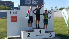 Daniela Campos conquista prata no GP Junek Velodromes, em Praga