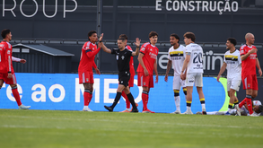Protesto em Famalicão: nenhum jogador do Benfica vai prestar declarações após empate