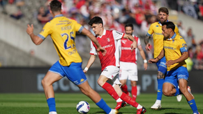 Jogadores de Sp. Braga e Estoril durante o jogo