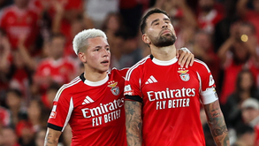 Prestianni e Otamendi após o final de um jogo do Benfica na Luz