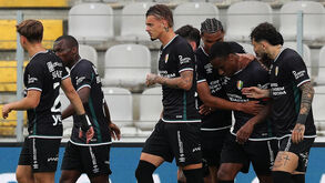 Tricolores estiveram a ganhar 2-0 ao Moreirense mas perderam 3-2