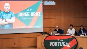 Jorge Braz participa em estágio da FADU para o Mundial Universitário de Futsal