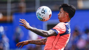 Barcelona define condições para contratar João Cancelo a definitivo