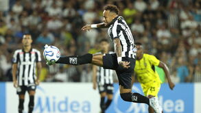Cuca e a chapada de Neymar a Robinho Jr: «Não foi bonito... Não podemos passar um pano»