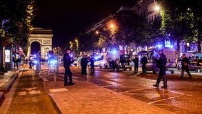 Distúrbios em Paris: festejos do PSG acabam com 127 detidos e 11 feridos