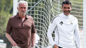Mourinho não deixa o Benfica Campus
