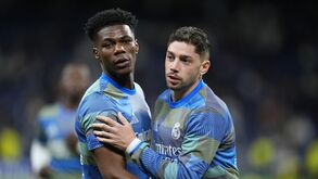 Real Madrid anuncia processos disciplinares a Valverde e Tchouameni