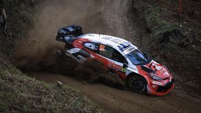 Reviravolta no Rali de Portugal: Oliver Solberg salta do 4.º ao 1.º lugar na especial de Paredes