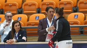 Rui Costa dá apoio à equipa feminina de hóquei em patins na final da Champions