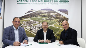 Sporting e Sacavenense cooperam na formação de futebolistas