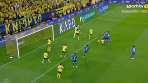 O autogolo insólito de Bento no último lance que tirou ao Al Nassr a hipótese de ser já campeão saudita