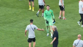 Jorge Jesus 'passado' com Bento: nem cumprimentou o guarda-redes do Al Nassr após erro colossal
