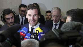 Villas-Boas à chegada à Assembleia da República