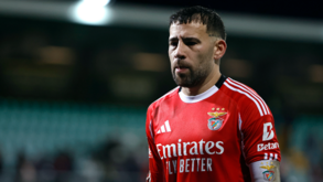 Otamendi de saída