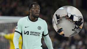 Disasi chegou a partilhar uma foto do balneário dos jogadores afastados