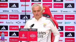"Tive proposta de renovação do Benfica. Não quis ver, nem analisar": Mourinho faz revelação sobre futuro