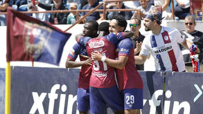 Jogadores do Torreense festejam frente ao Vizela