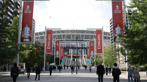 Vista geral da entrada de Wembley, palco da final da Taça de Inglaterra