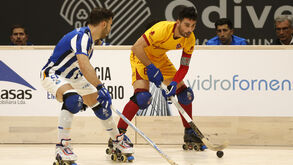 FC Porto goleia Oliveirense no jogo 1 dos quartos de final do playoff do Campeonato