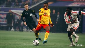Lyon perde com Lens e falha acesso à Liga dos Campeões