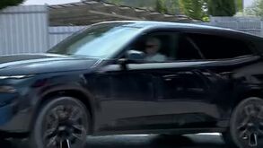 José Mourinho deixa Benfica Campus ao fim de 2 horas