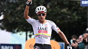 Narváez conquista etapa para Emirates num dia tranquilo para Afonso