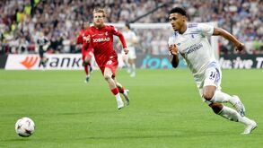 Friburgo e Aston Villa disputam a final da Liga Europa