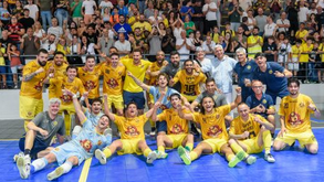 UP Venda Nova festeja subida histórica à Liga Placard