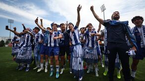 FC Porto empata com o Benfica no Seixal e sagra-se campeão de juvenis 14 anos depois