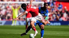 Jogo da Premier League entre o Nottingham Forest e o Bournemouth