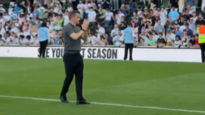 Foi assim que Marco Silva agradeceu aos adeptos do Fulham: terá sido o momento da despedida?