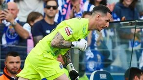 João Costa a entrar em campo na última jornada