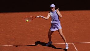 Iga Swiatek avança para a terceira ronda em Roland Garros
