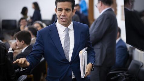 PJ investiga corrupção na contratação de meios aéreos para combater incêndios rurais