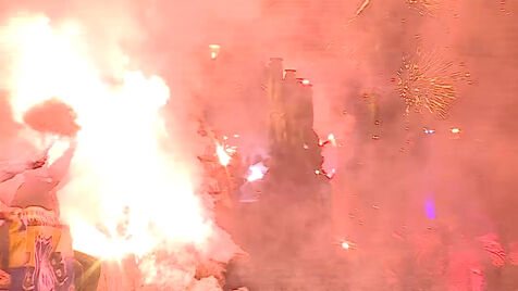  A festa do FC Porto: campeões viajam de barco sob fogo de artifício e espetáculo de drones 