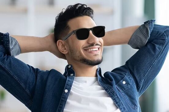 Óculos inteligentes acessíveis: câmara, chamadas e assistente de voz num só acessório no AliExpress