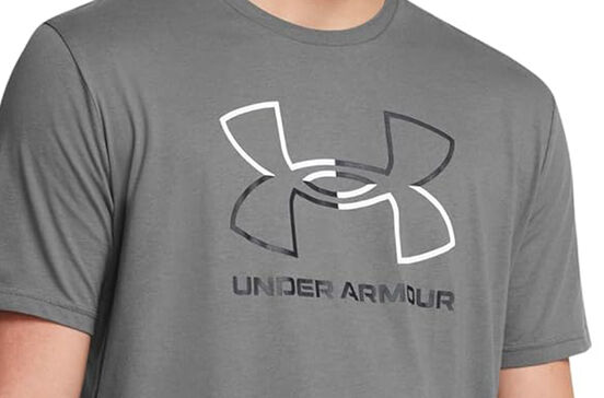 Com pressa para sair de casa? Esta t-shirt adapta-se a todo e qualquer compromisso