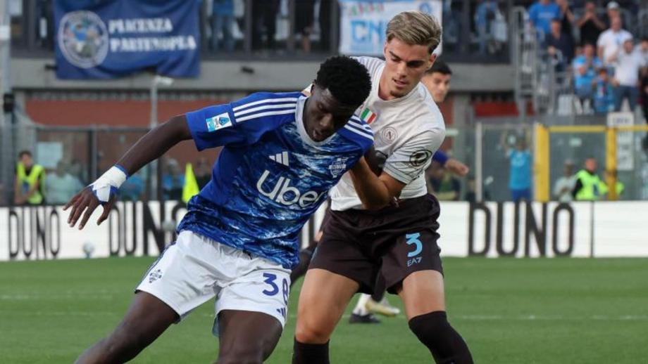 Nápoles empata com Como mas adia festa do título do Inter Milão