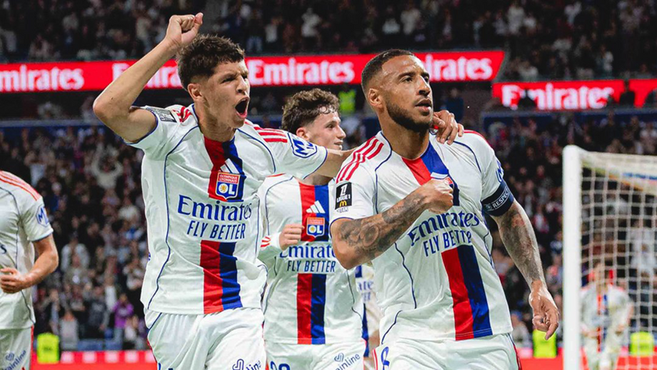 Lyon de Paulo Fonseca bate Rennes em jogo com 6 golos e regressa aos lugares de Champions