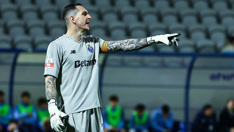 João Costa poderá ser utilizado por Farioli frente a AVS ou Santa Clara