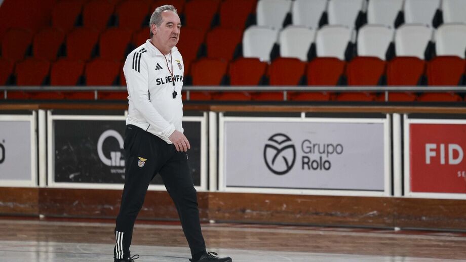 Paulo Almeida, treinador hóquei feminino do Benfica
