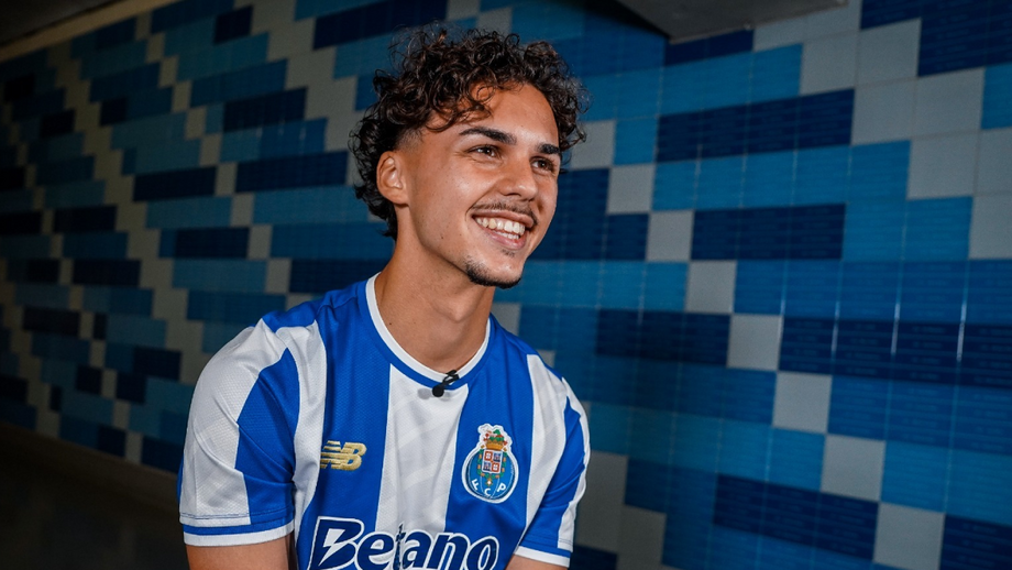 João Teixeira renova com o FC Porto até 2031