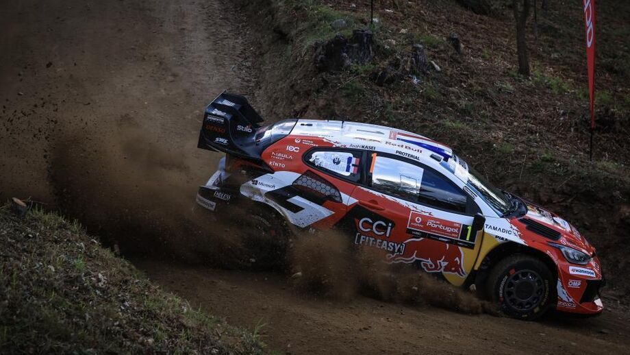 Sébastien Ogier com grande ritmo em Amarante